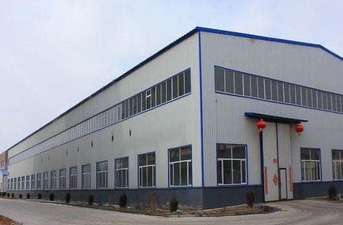 Personnel sur le site de production